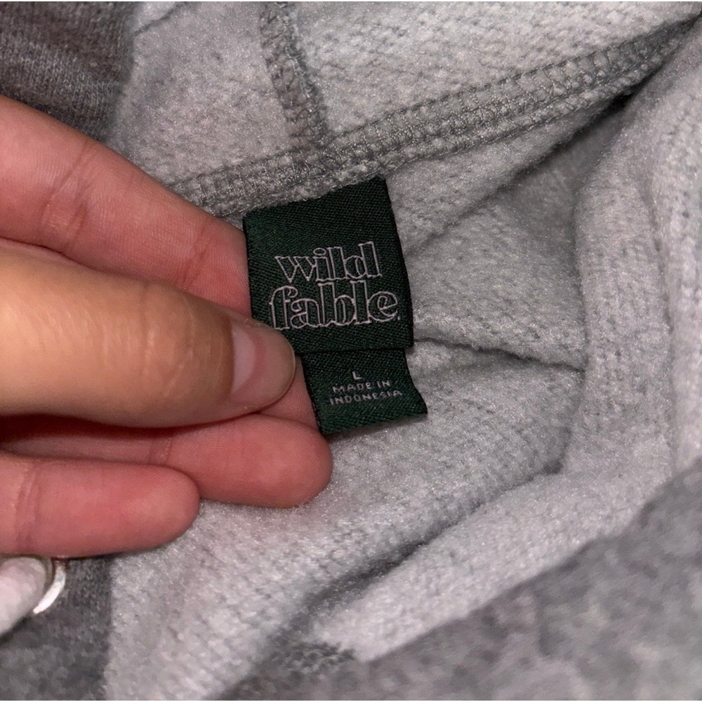 wild fable cropped hoodie